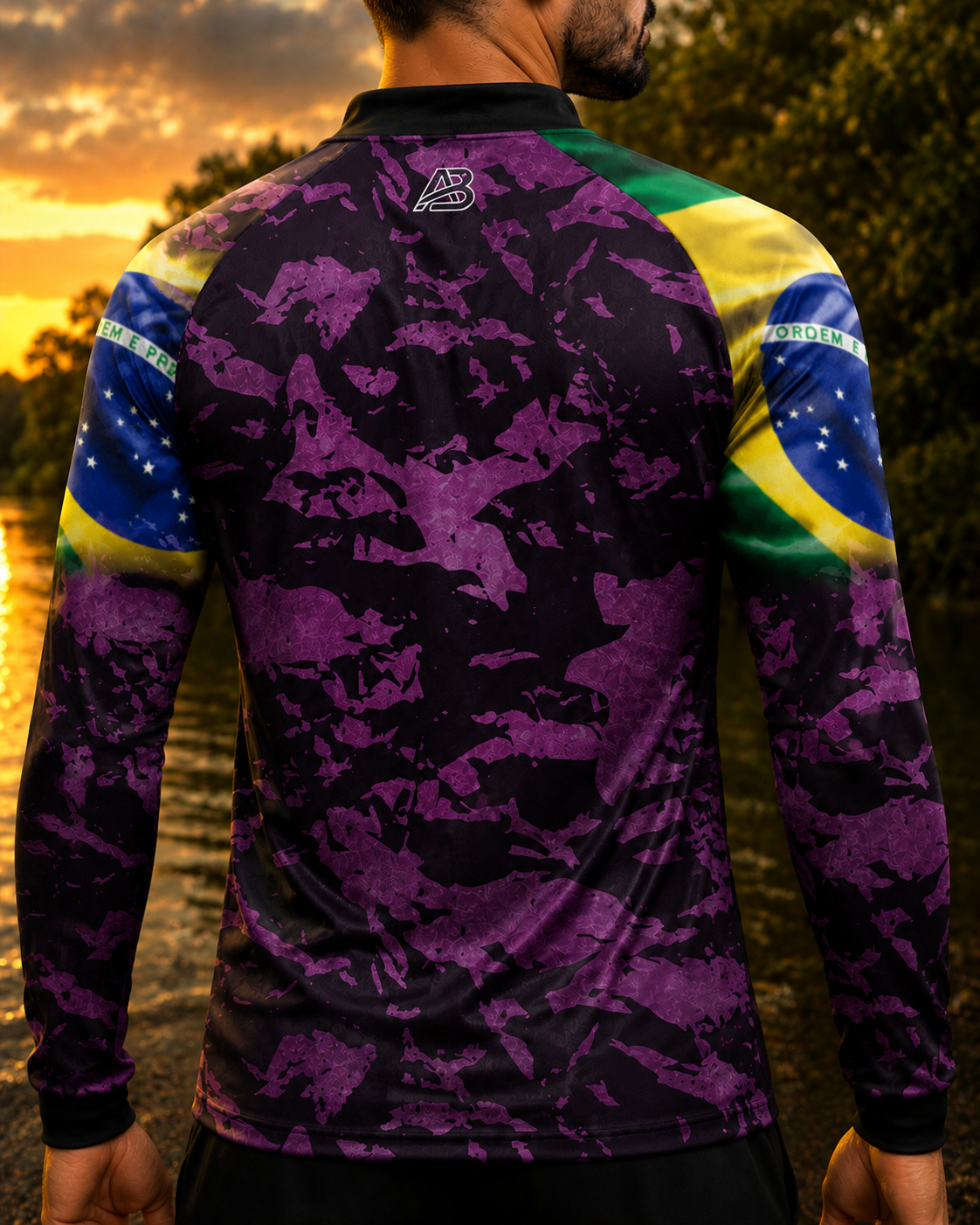 Camiseta Raglan Gola Padre com Zíper
